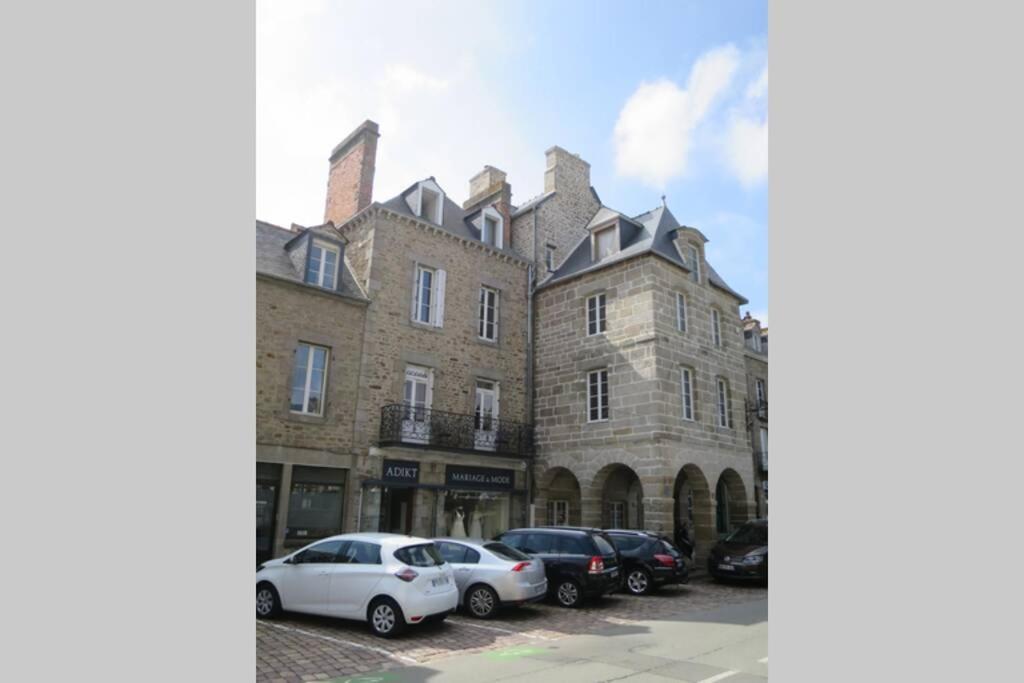 Dinan Château Extérieur photo